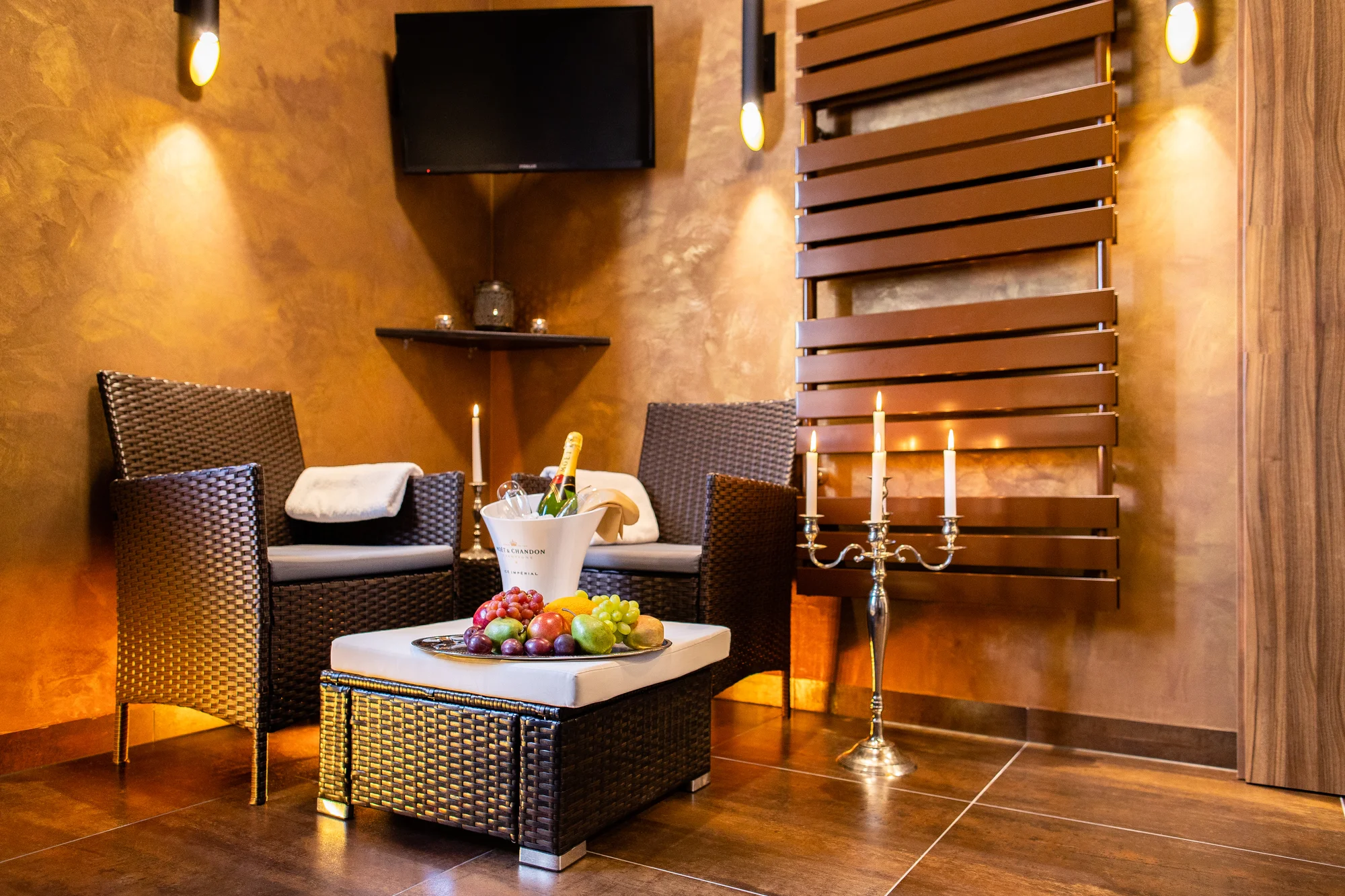 60 min. privátní vířivky a finské sauny pro 2 osoby - Obrázek 6