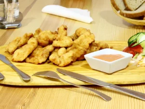 500 až 2000 g kuřecích řízků s chlebem a oblohou