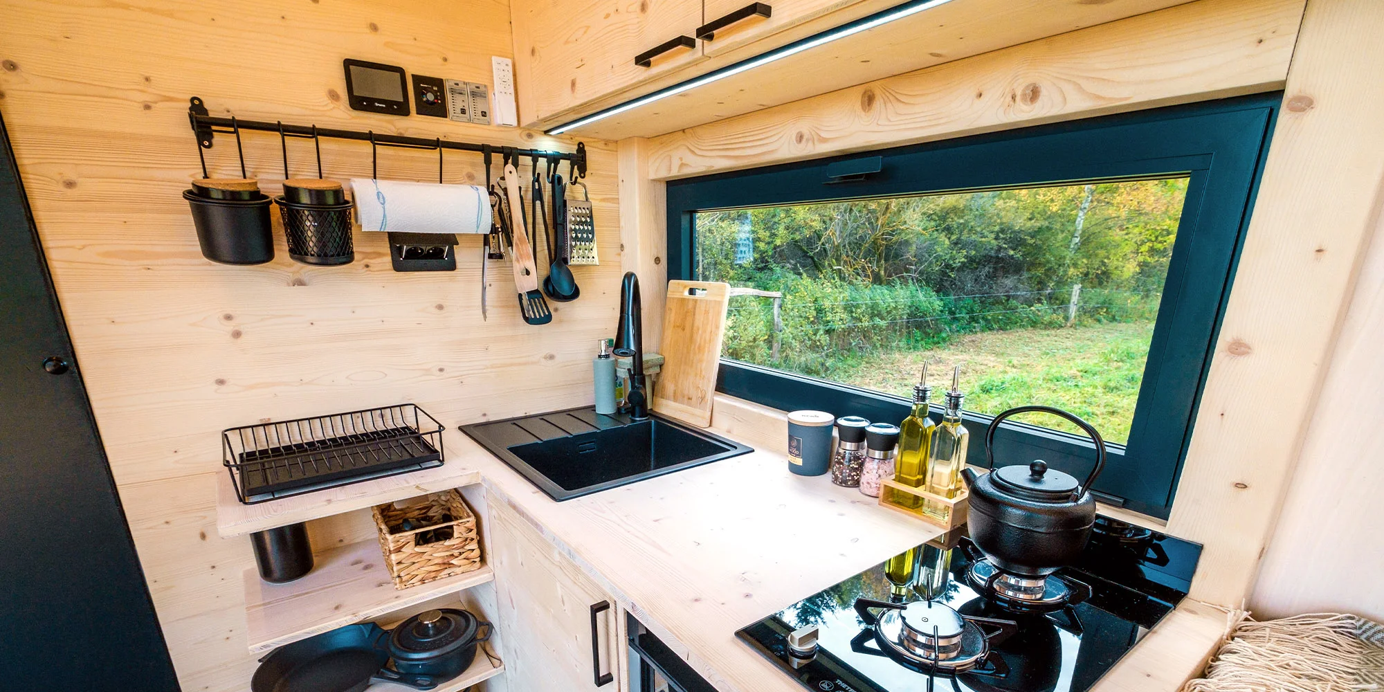Glamping u Lipna: tiny house se saunou a grilem - Obrázek 5