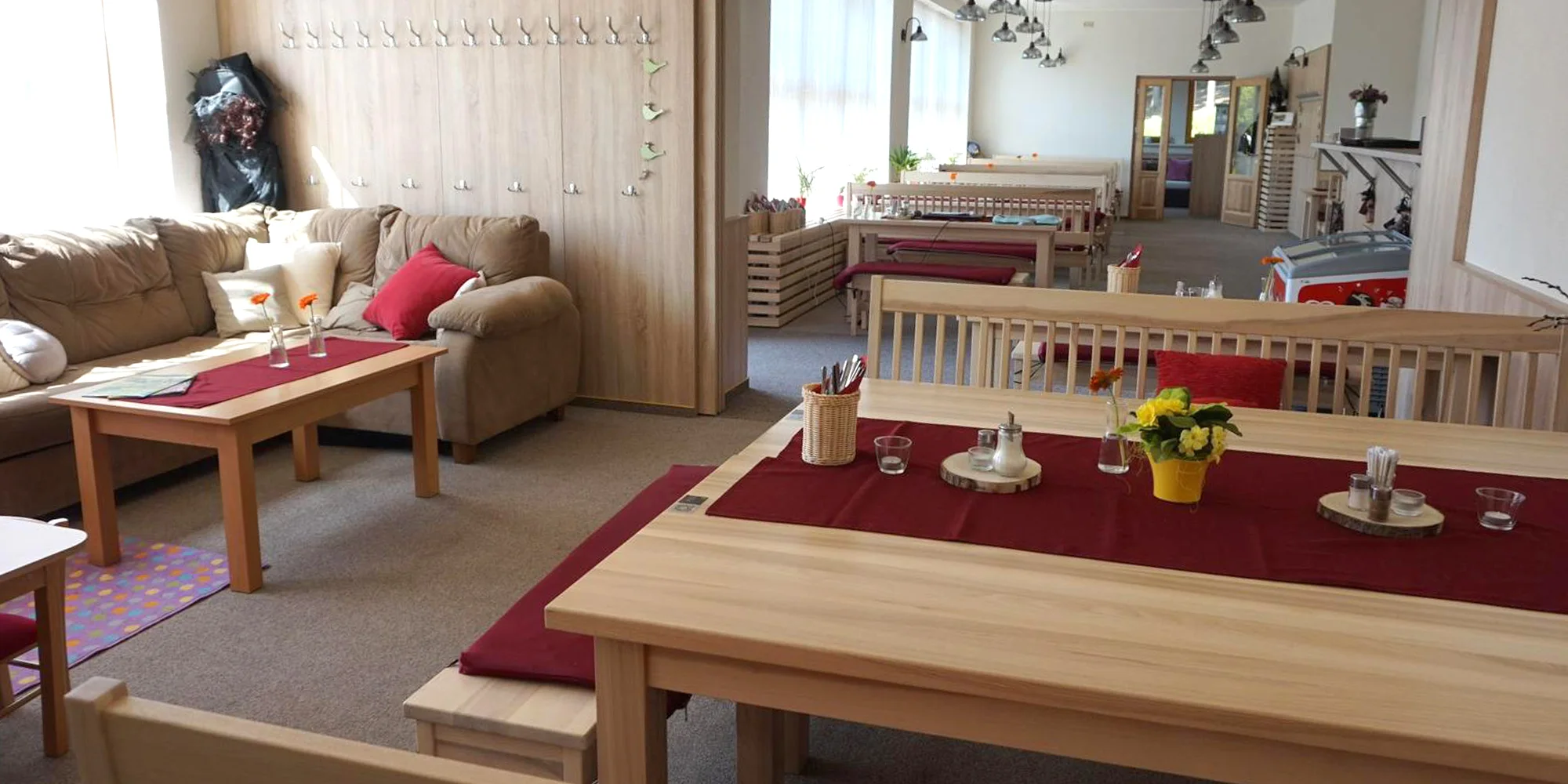 Menu o 6 chodech: líčka, burger i lahev vína pro dva - Obrázek 9