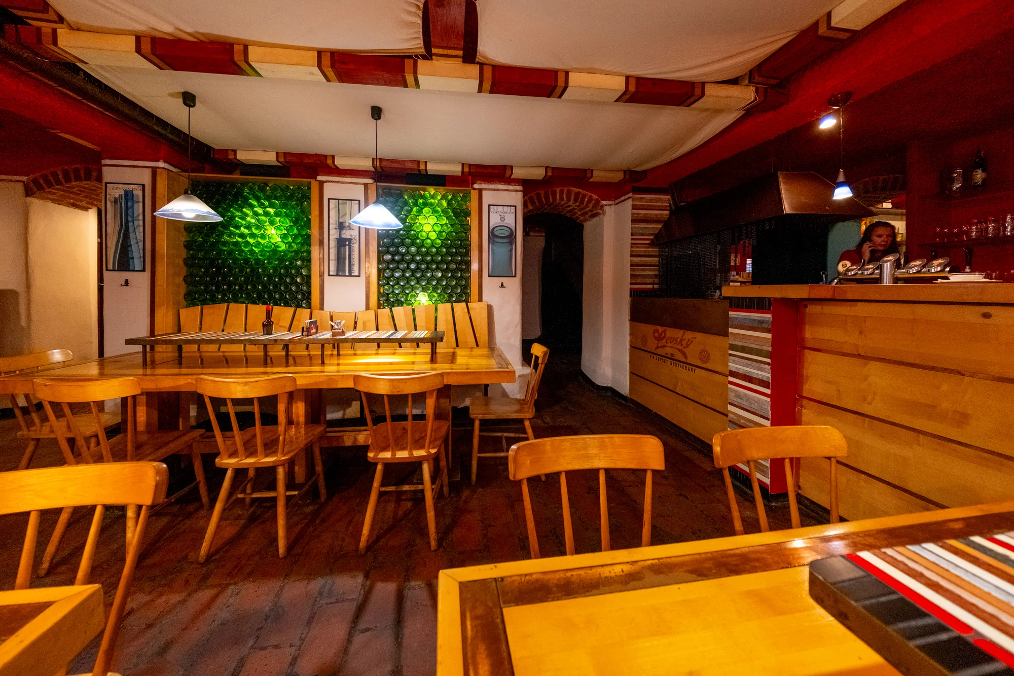 1 či 2 vyzrálé rumpsteaky s dipem a přílohou - Obrázek 10