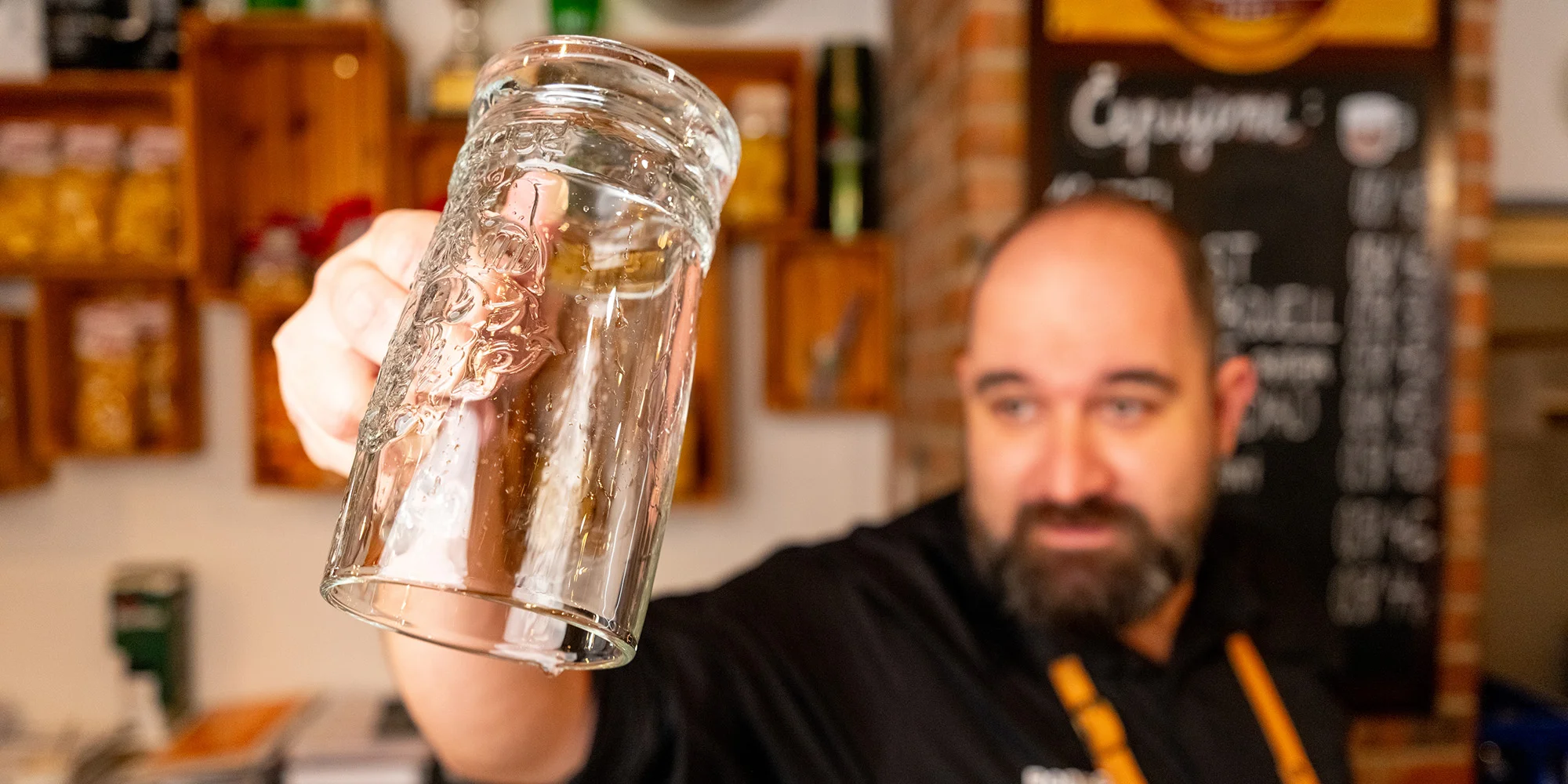 Metr piv: 10 půllitrů světlého ležáku Kozel 11° - Obrázek 5