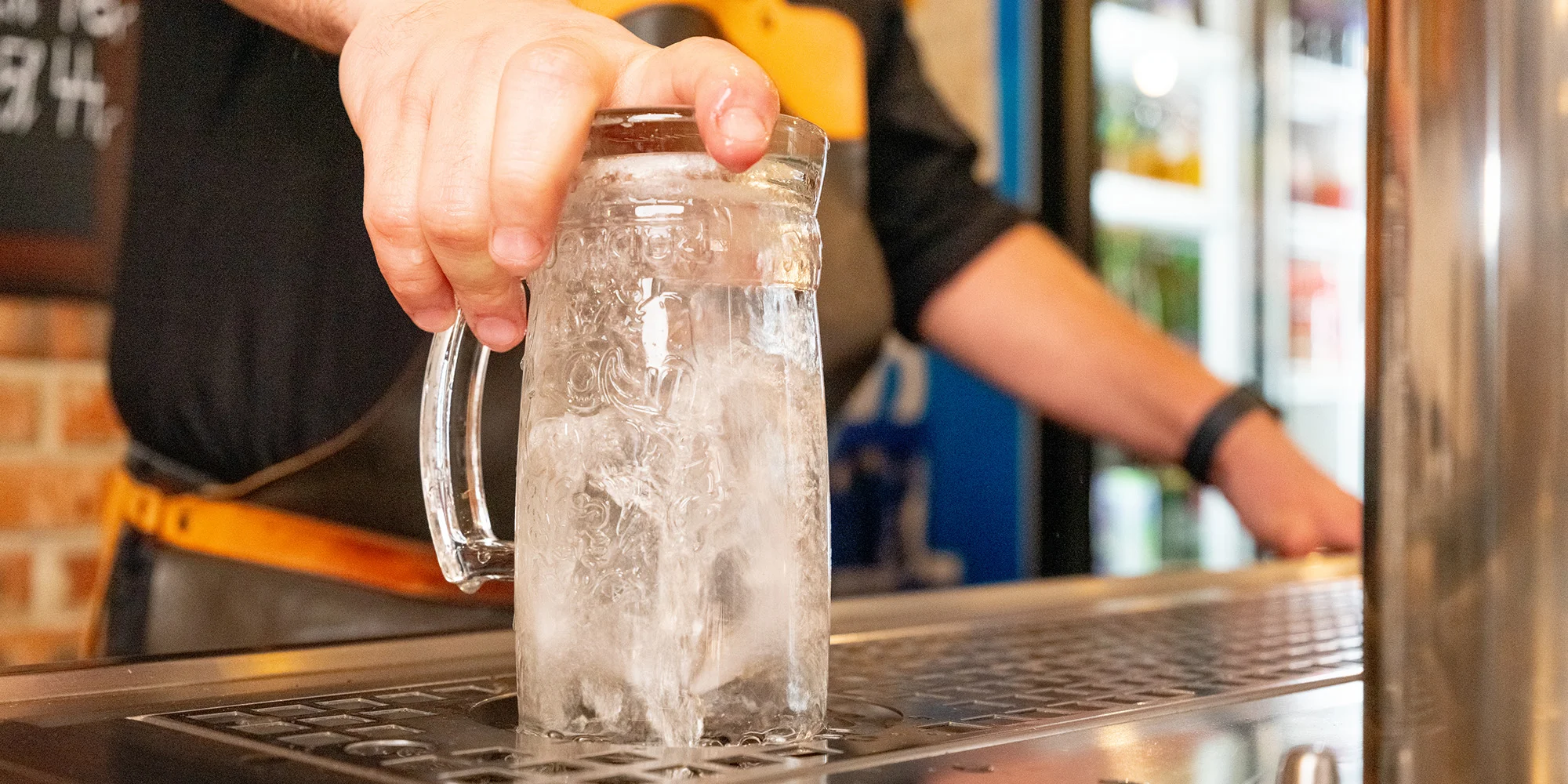 Metr piv: 10 půllitrů světlého ležáku Kozel 11° - Obrázek 4