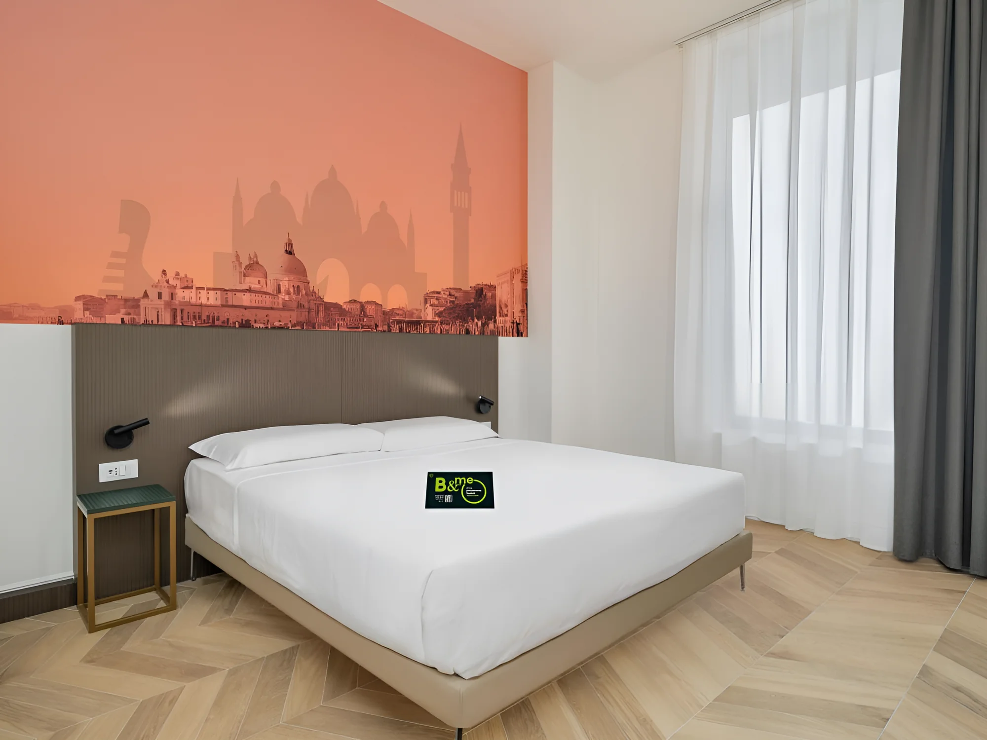 Dovolená v moderním hotelu v Benátkách se snídaní - Obrázek 6