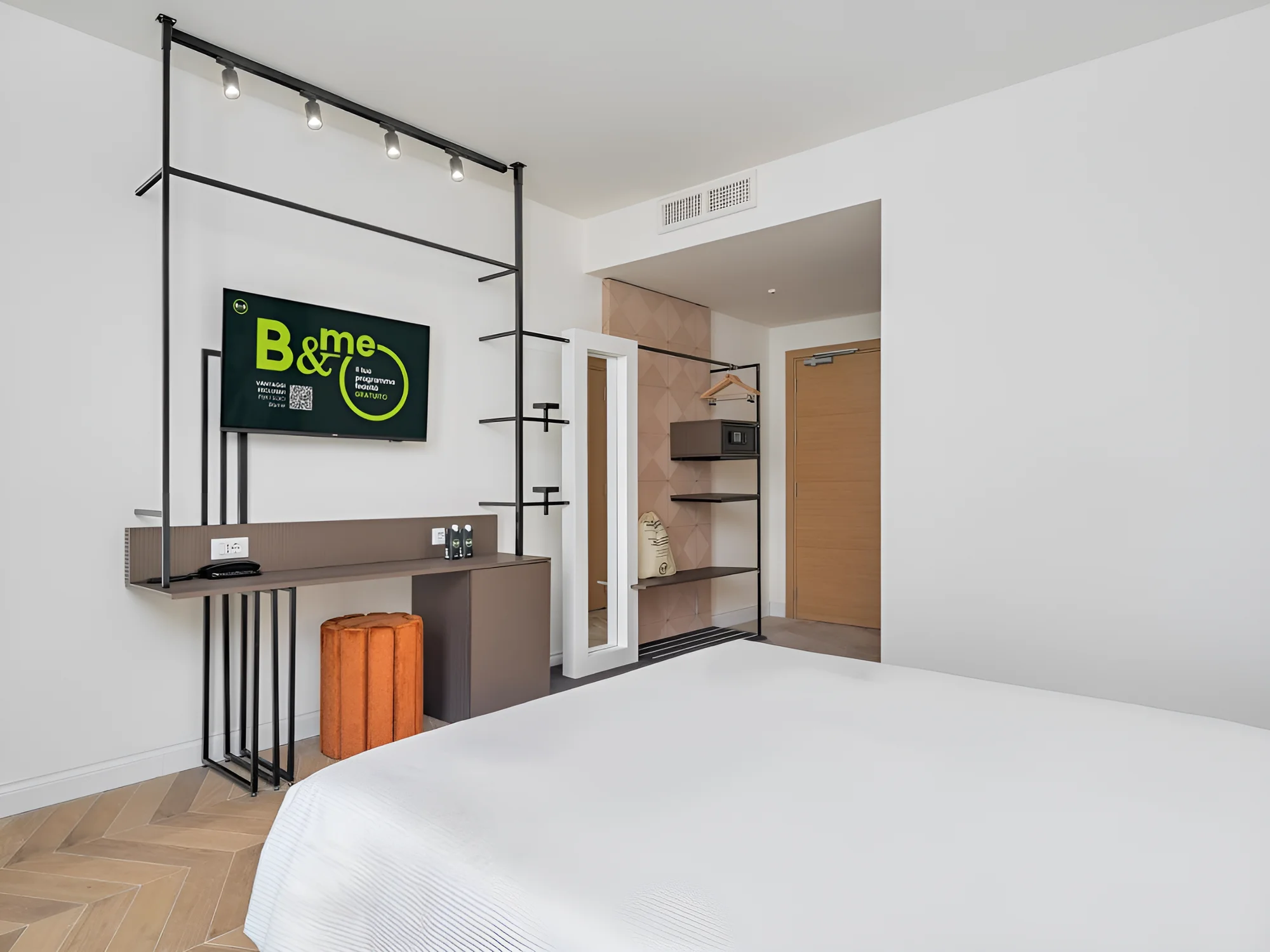 Dovolená v moderním hotelu v Benátkách se snídaní - Obrázek 10