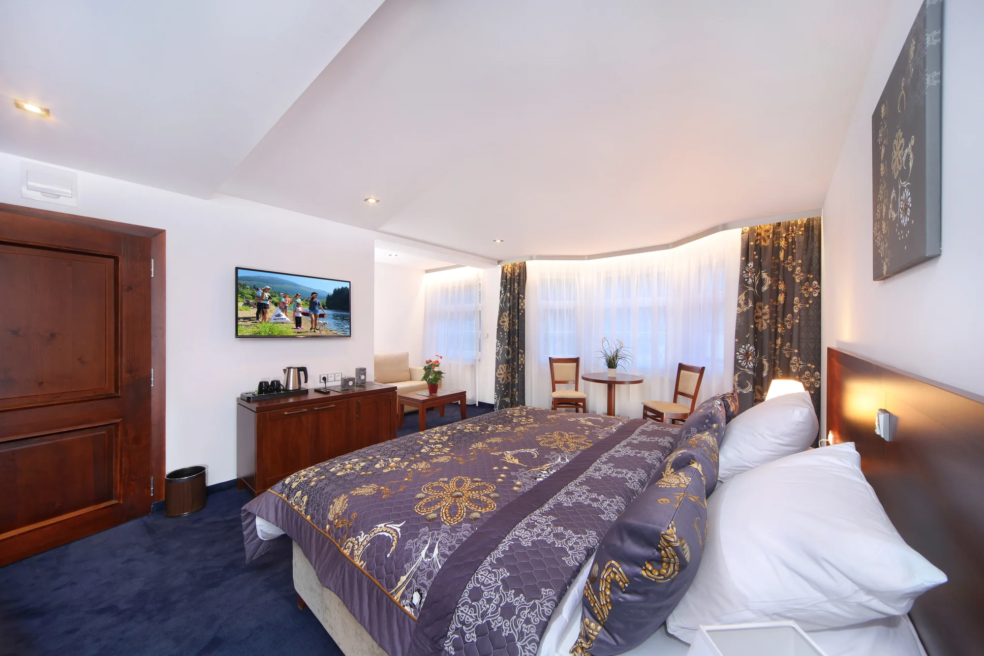 Pobyt v centru Špindlu se snídaní či polopenzí - Obrázek 9