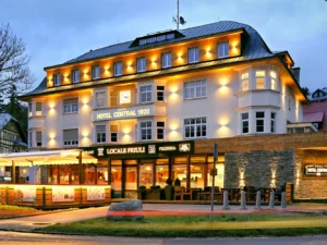 Pobyt v centru Špindlu se snídaní či polopenzí