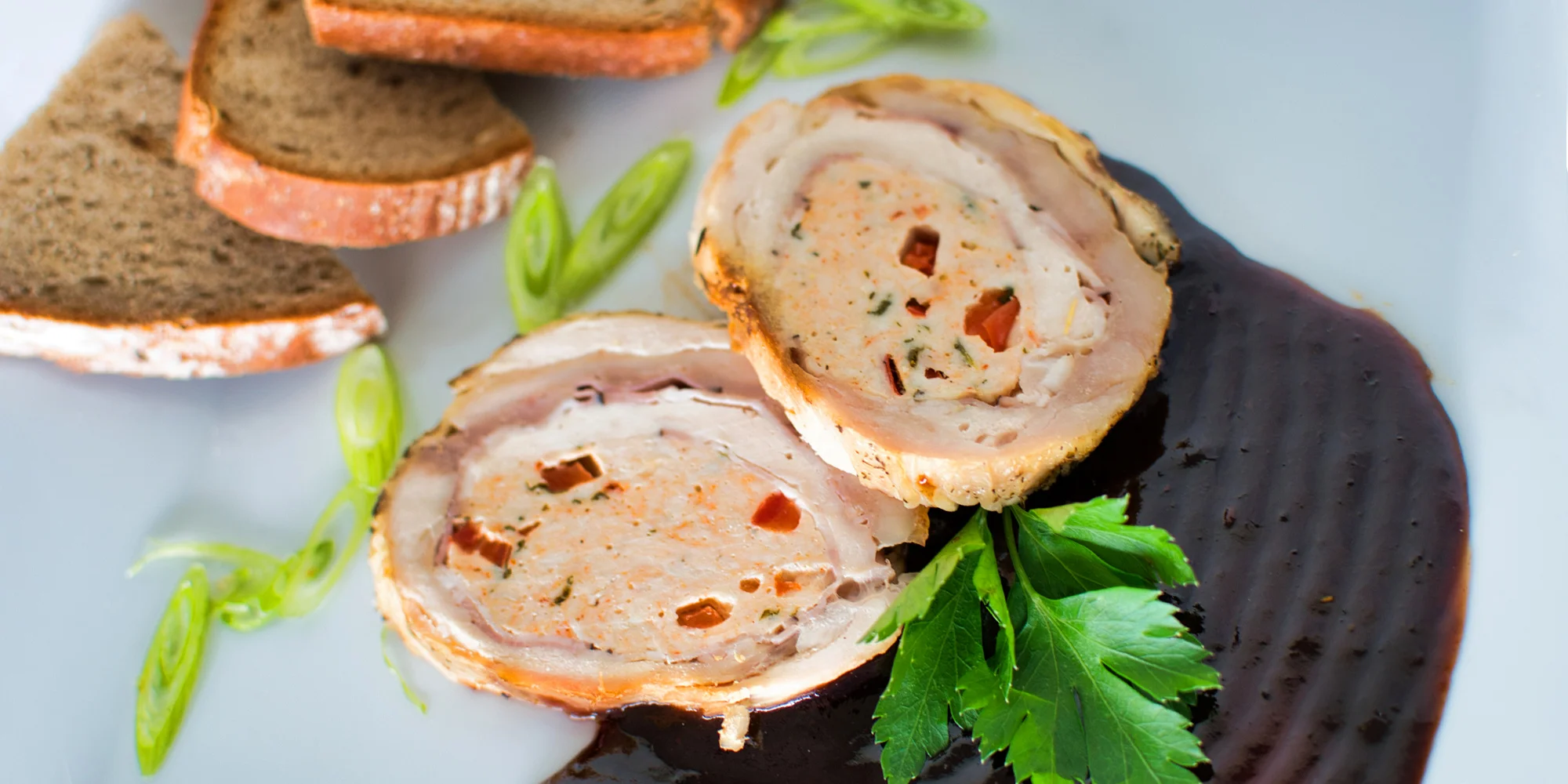 Tříchodové menu se steakem či salátem a lahví vína - Obrázek 4