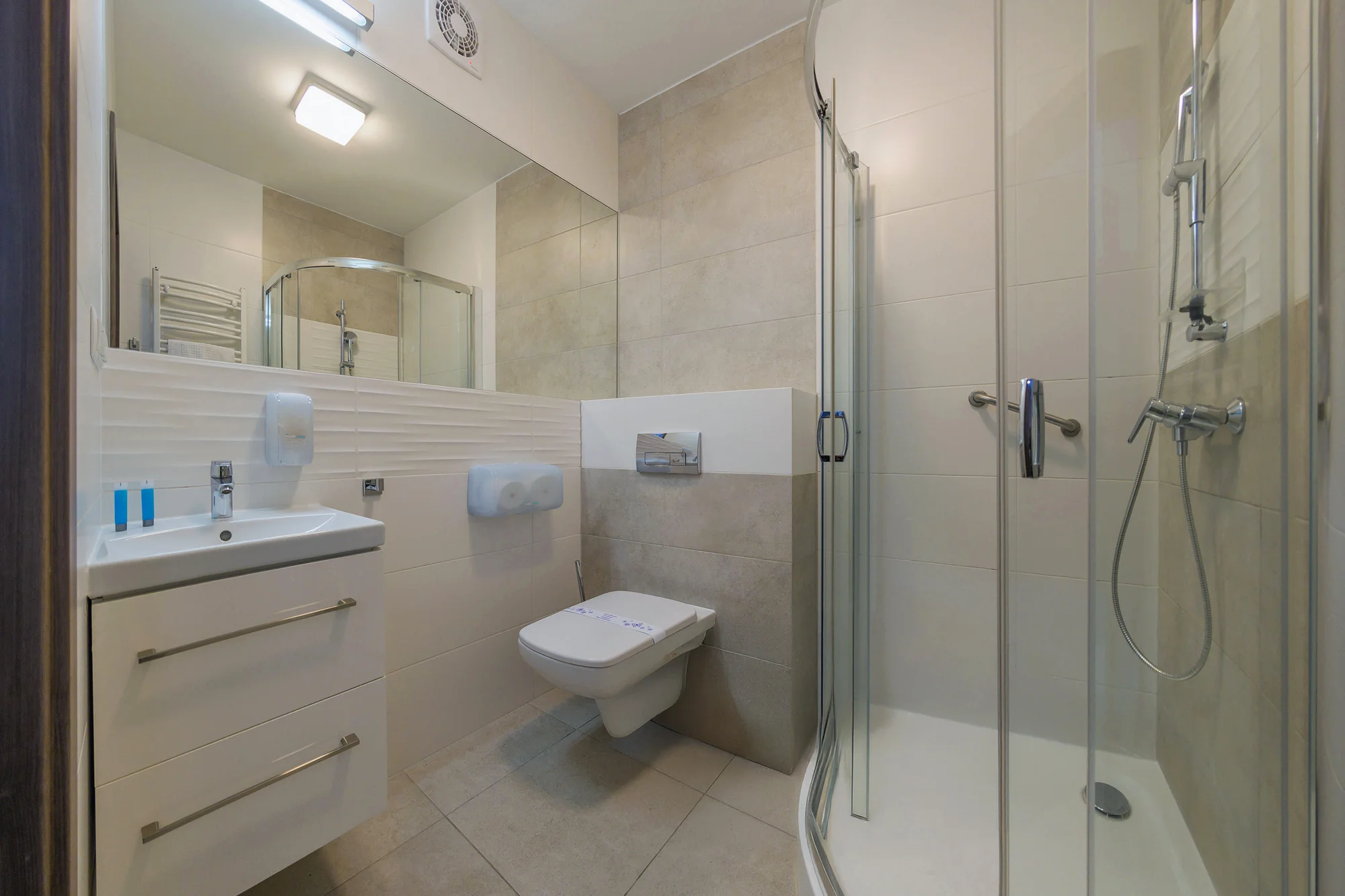 Dovolená u Baltu: hotel 100 m od pláže se snídaní - Obrázek 9