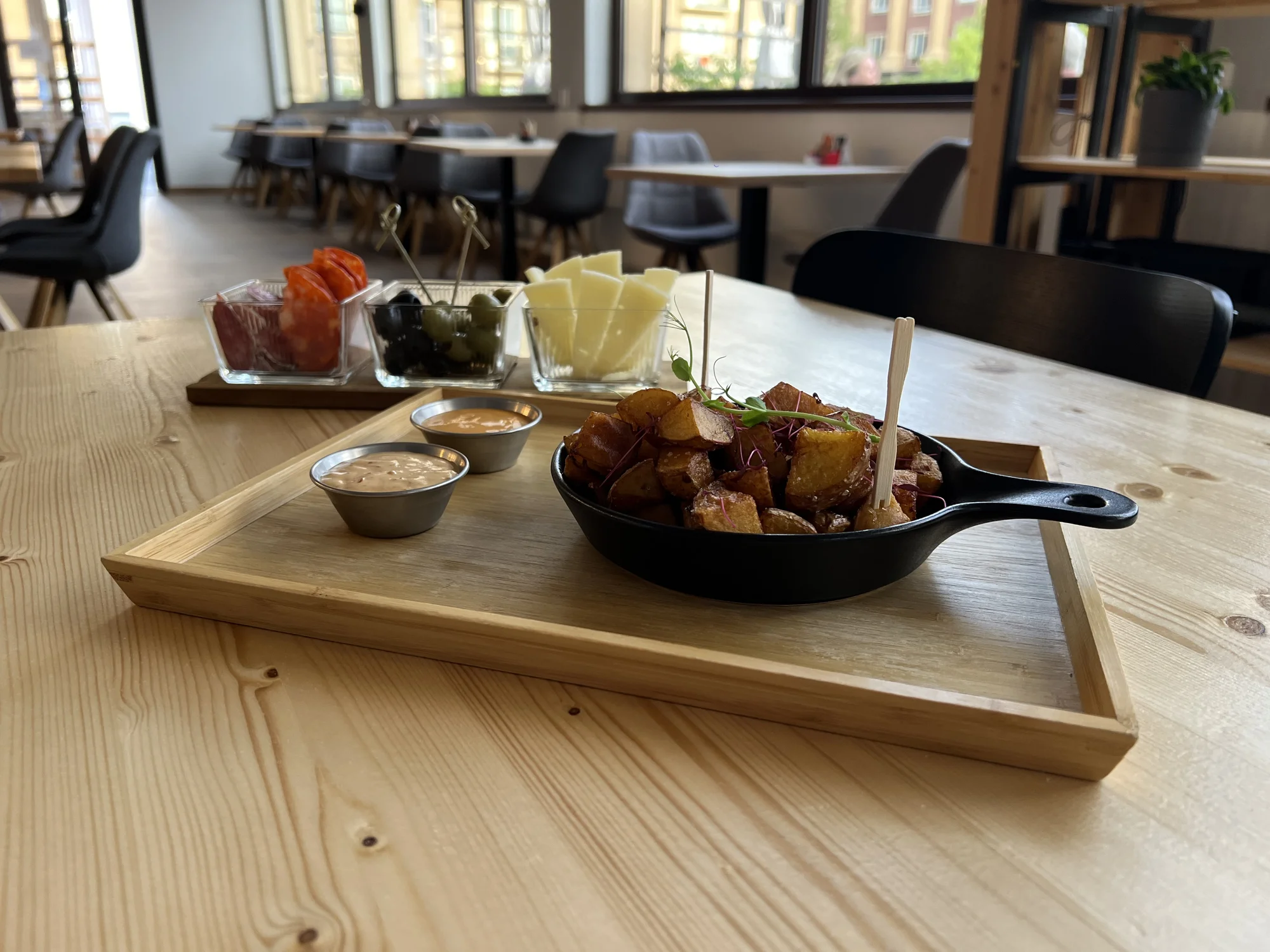 Tapas s drinky pro 2 osoby - Obrázek 8