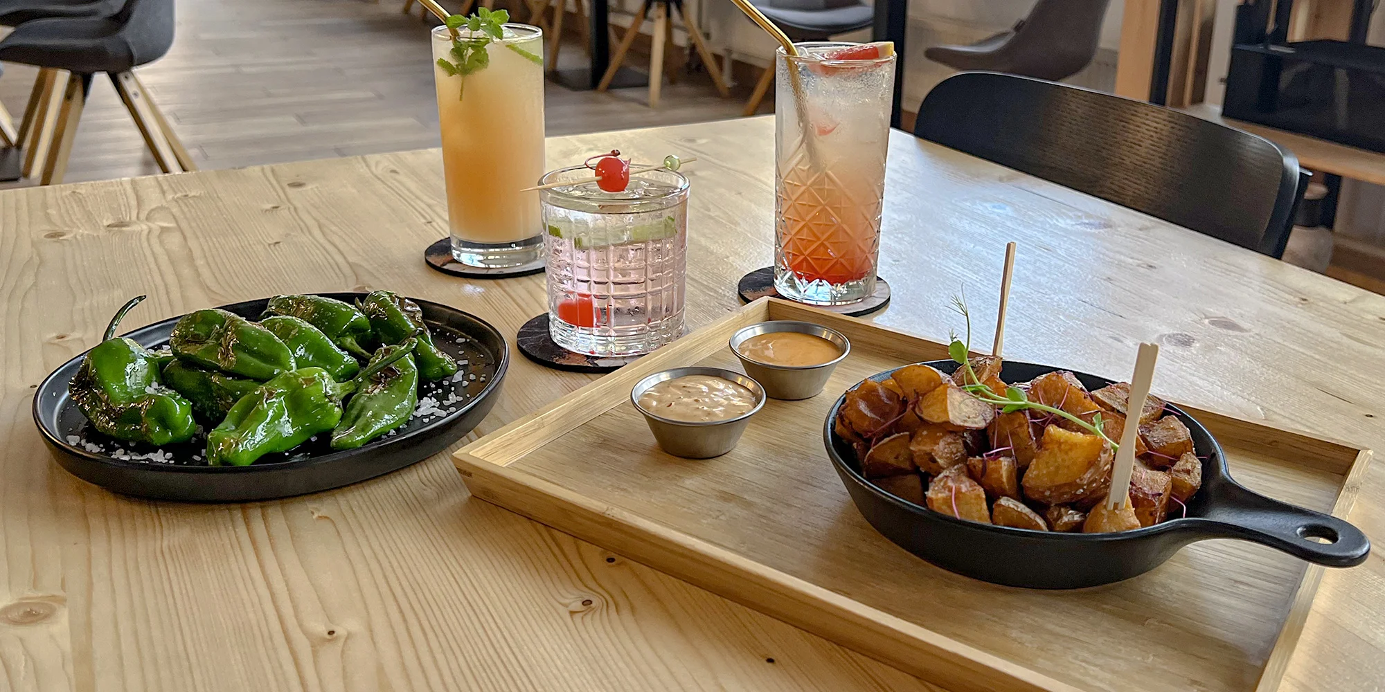 Tapas s drinky pro 2 osoby