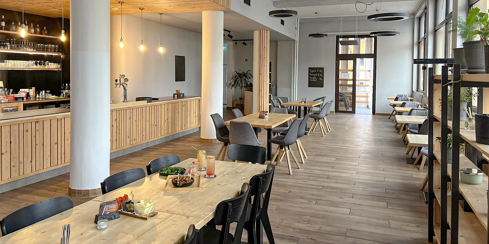 Tapas s drinky pro 2 osoby - Obrázek 3