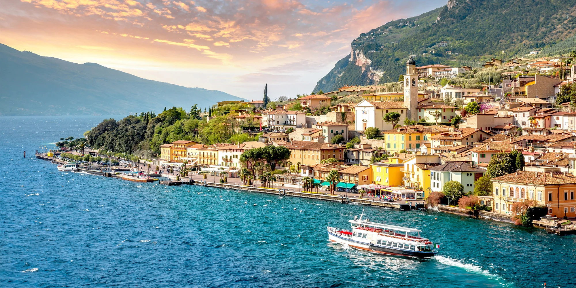 Hotel s výhledem na Lago di Garda: snídaně i bazén - Obrázek 3