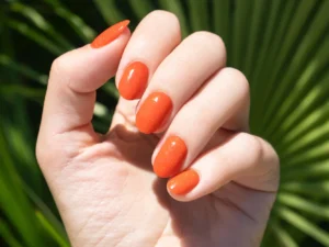 Manikúra, gel lak i gelové či akrylové nehty