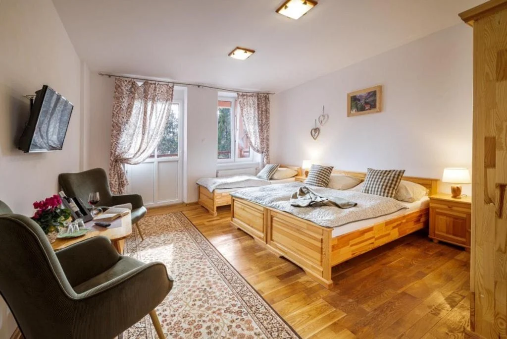 Dovolená pod Lomnickým štítem s jídlem a wellness - Obrázek 9