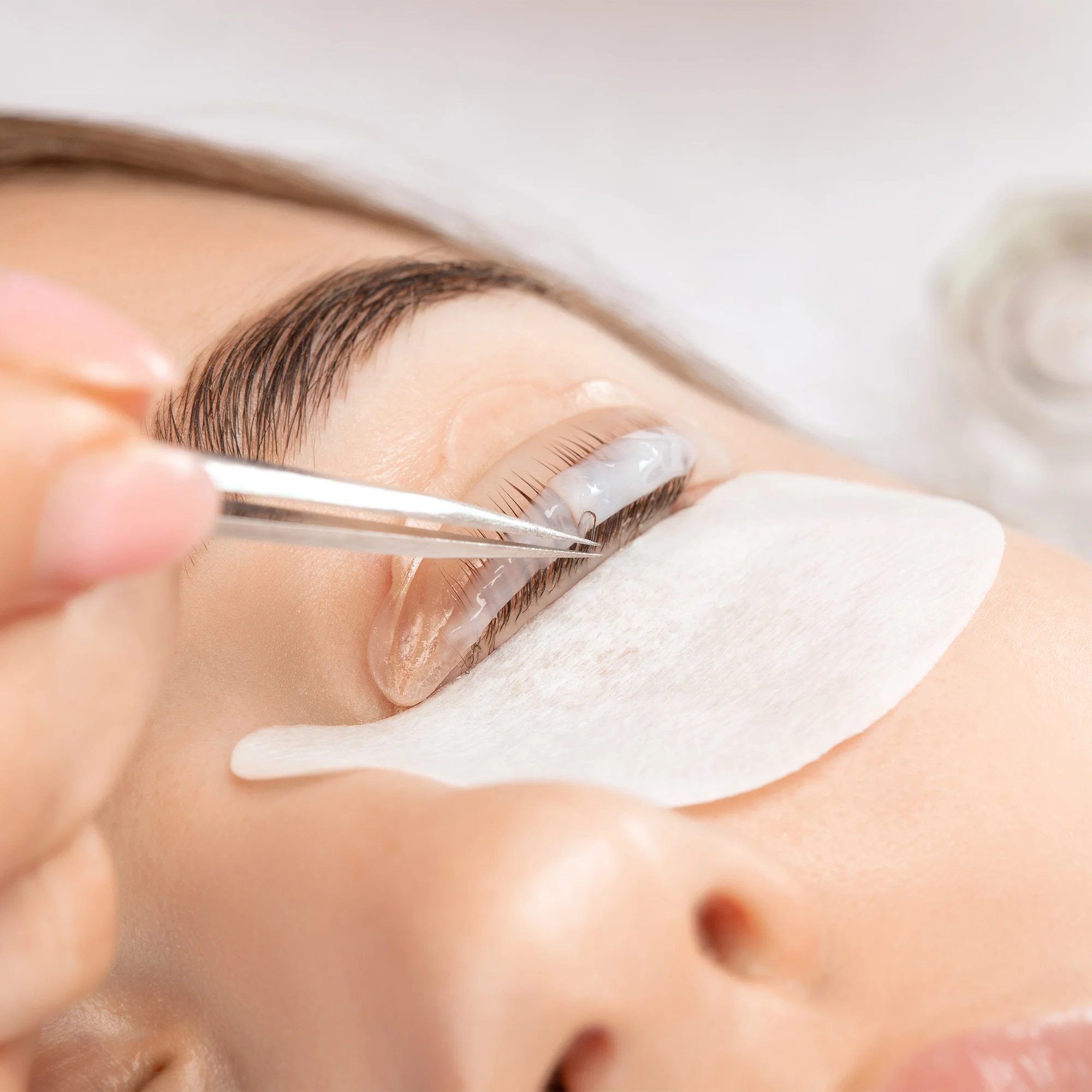 Krásná bez líčení: lashlifting i s úpravou obočí - Obrázek 2