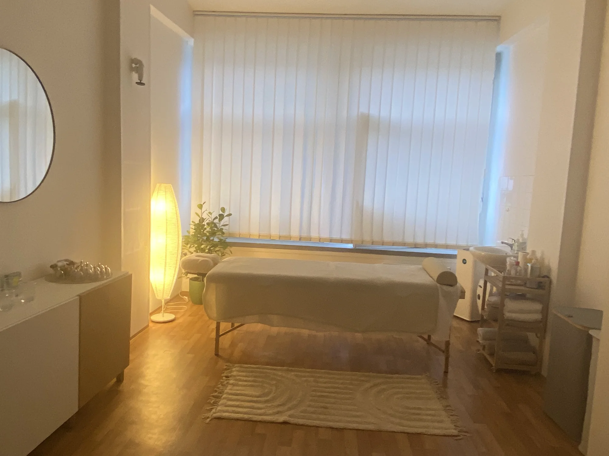 Relaxační masáž a Dornova metoda až na 90 minut - Obrázek 9