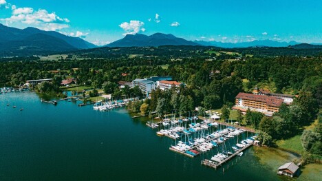 Klimatické lázně Prien přímo u jezera: Yachthotel Chiemsee **** se snídaní a wellness s unikátní parní saunou - Obrázek 2
