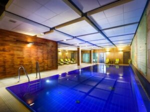 Dovolená u Brna v Golf Resortu Kaskáda **** se snídaní, neomezeným wellness s bazénem a saunami + dítě zdarma