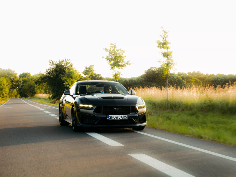 Jízda ve Ford Mustang Dark Horse 5.0 V8 - Obrázek 3
