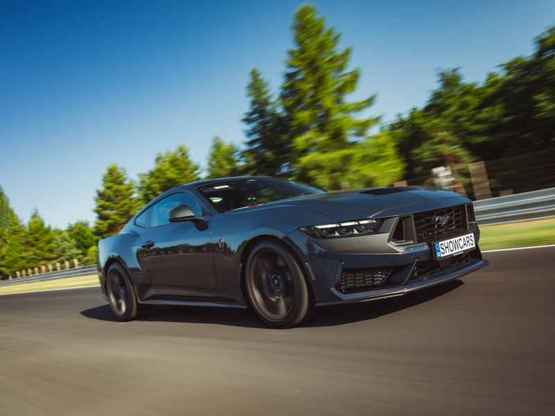 Jízda ve Ford Mustang Dark Horse 5.0 V8 na závodním okruhu, Most - Obrázek 5