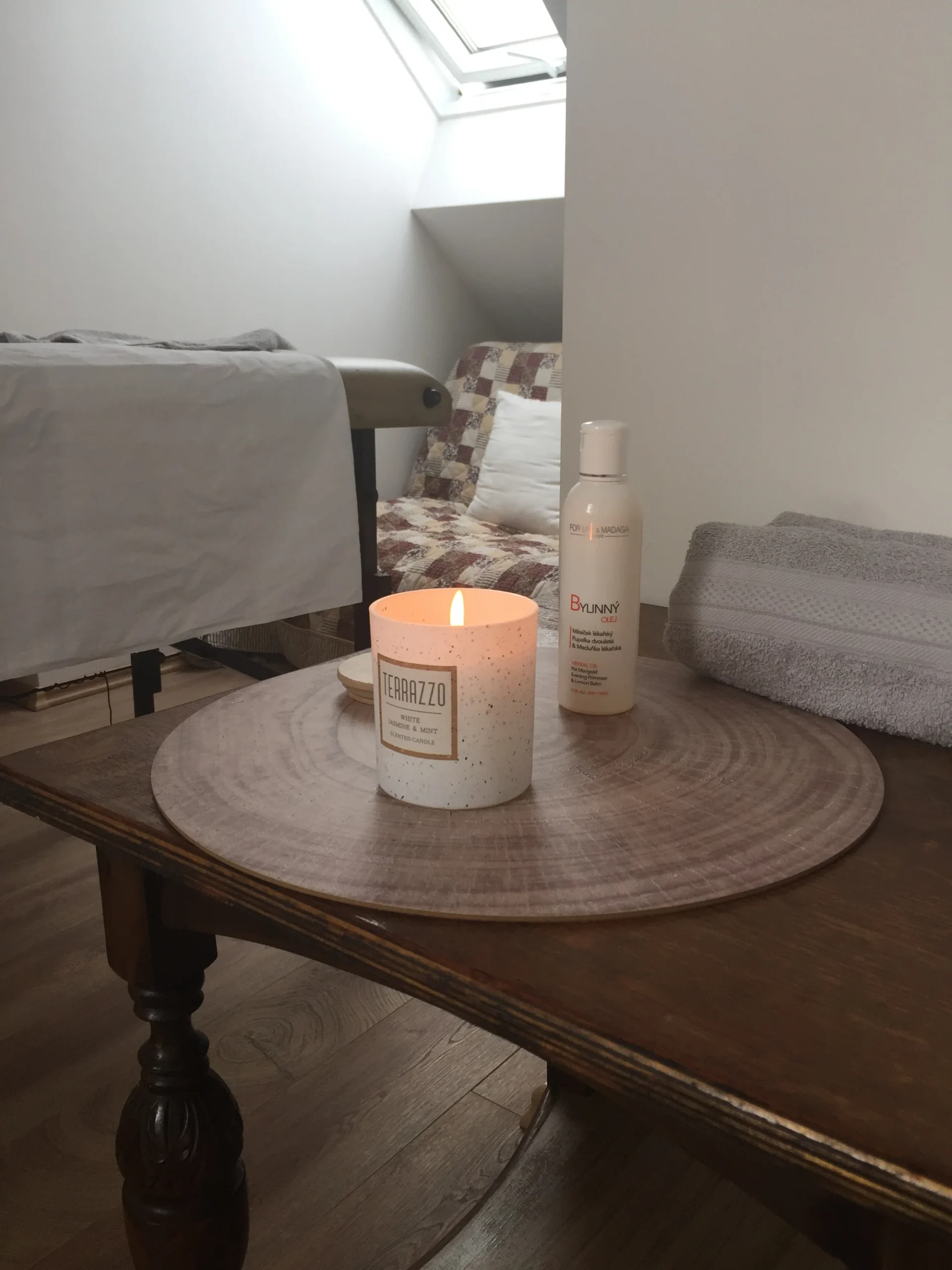 Balíček péče: masáž a kosmetické ošetření, 120 minut - Obrázek 7