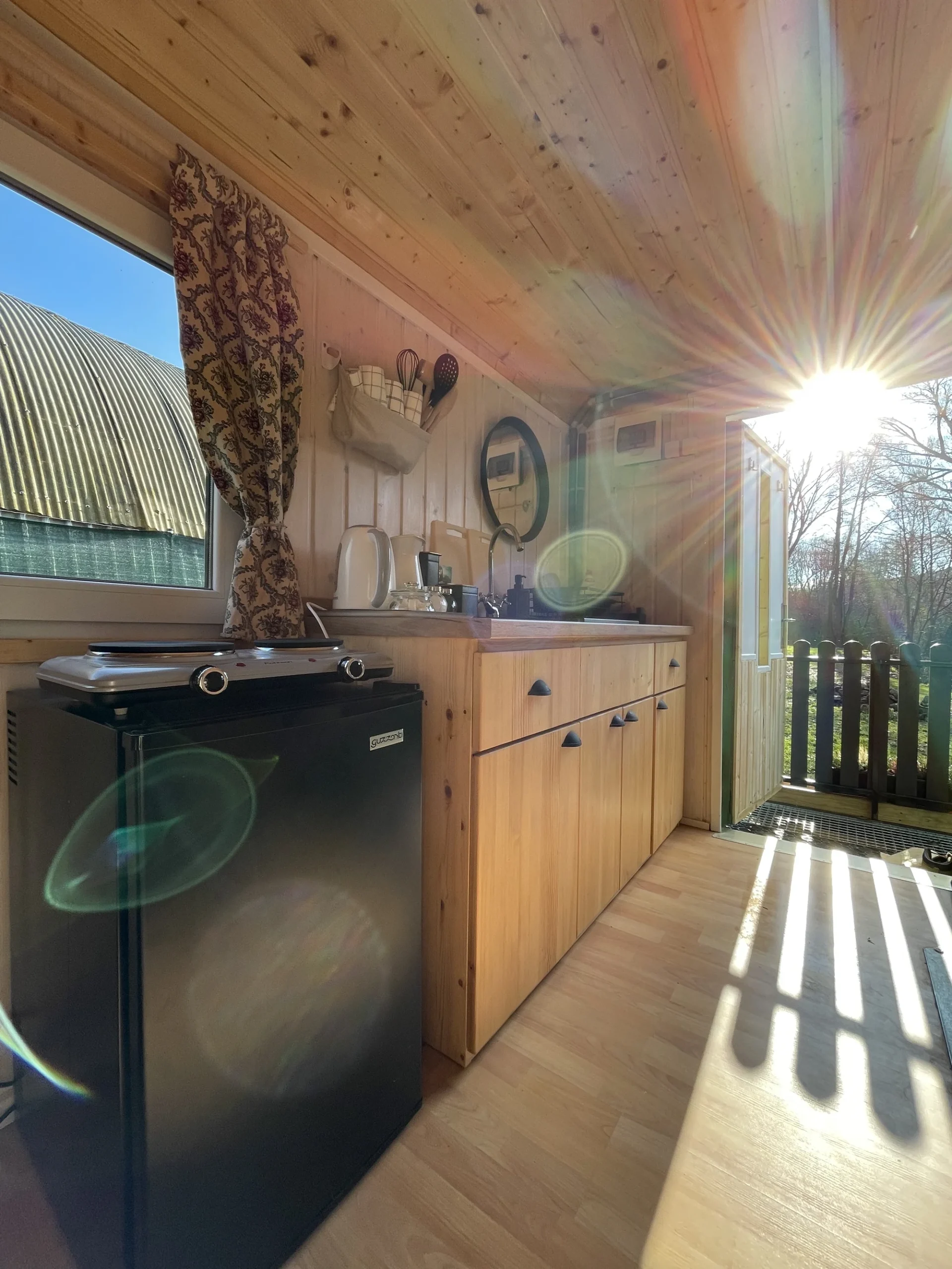 Ubytování v maringotce v jižních Čechách až pro 4 os. - Obrázek 11