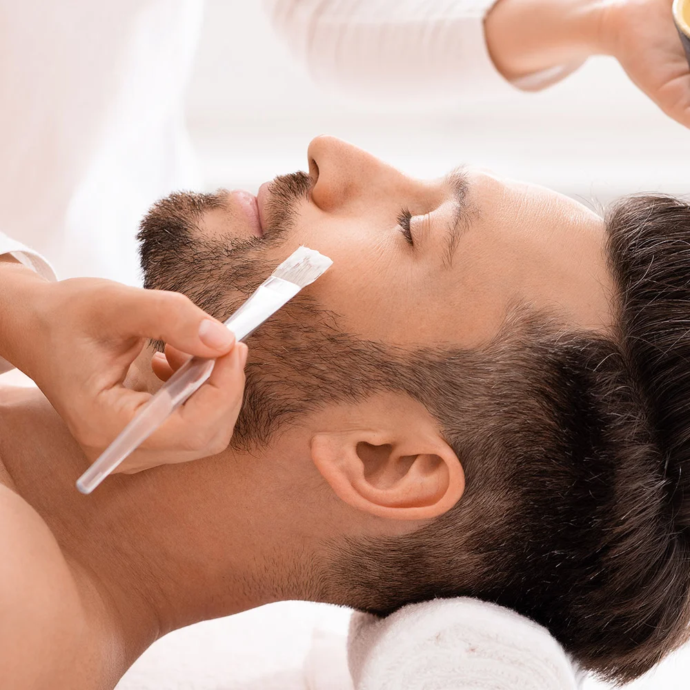 Balíčky pro pány: kosmetické ošetření pleti i masáž - Obrázek 2