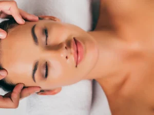 Relax pro dámy: masáž těla i liftingová masáž obličeje