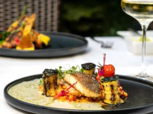 Pětichodové menu à la carte s lahví vína pro 2 osoby