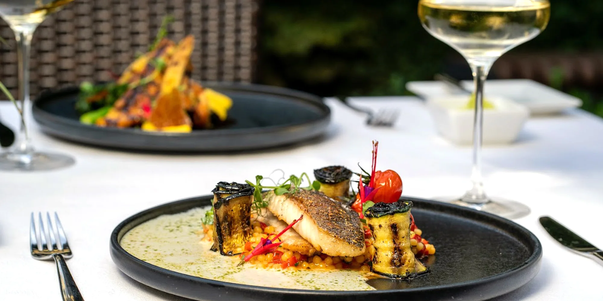 Pětichodové menu à la carte s lahví vína pro 2 osoby