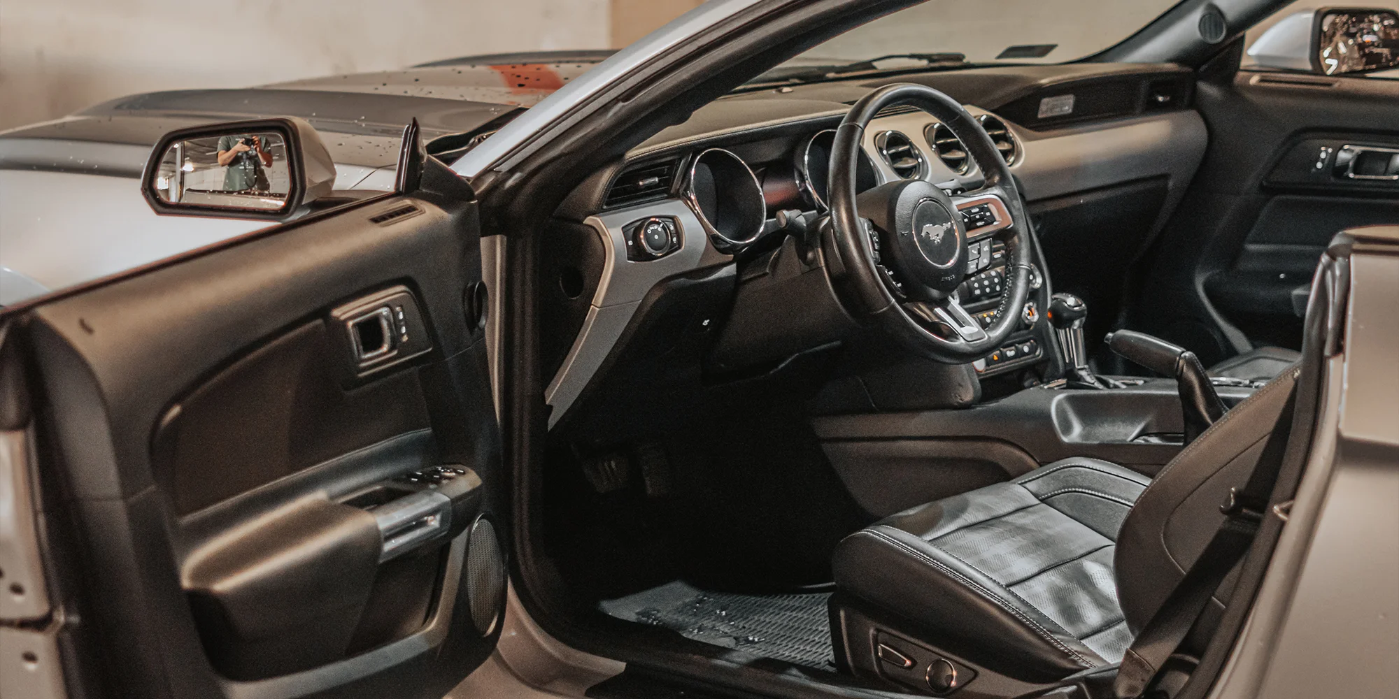 Zážitková jízda i pronájem Mustang Cabriolet - Obrázek 4