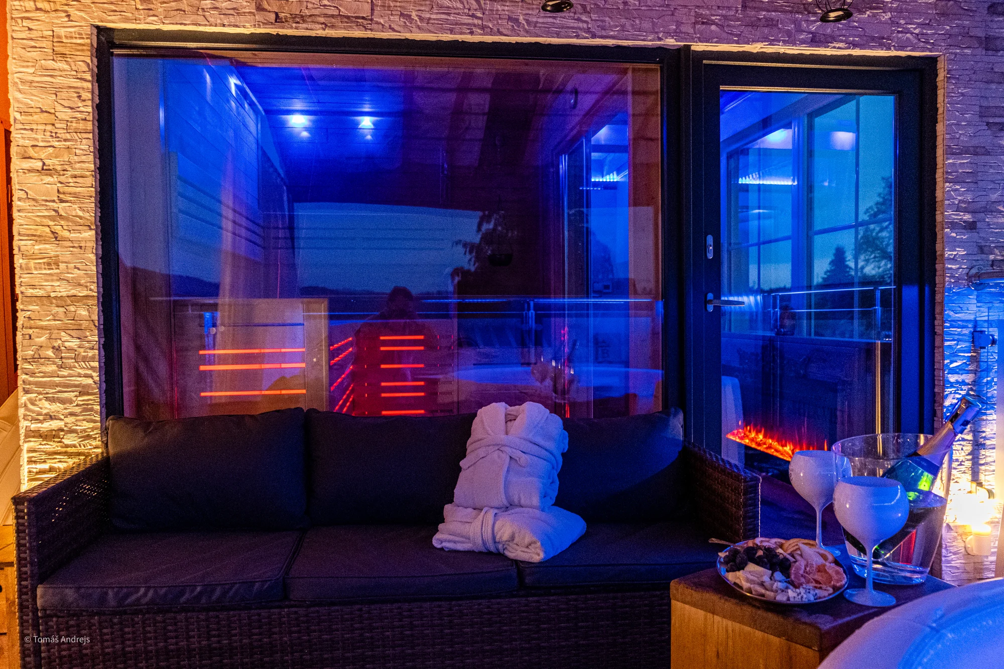 Privátní wellness na střeše hotelu pro 2 osoby - Obrázek 7