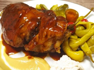 1 či 2 pečená kolena na pivě s přílohami v Blovicích