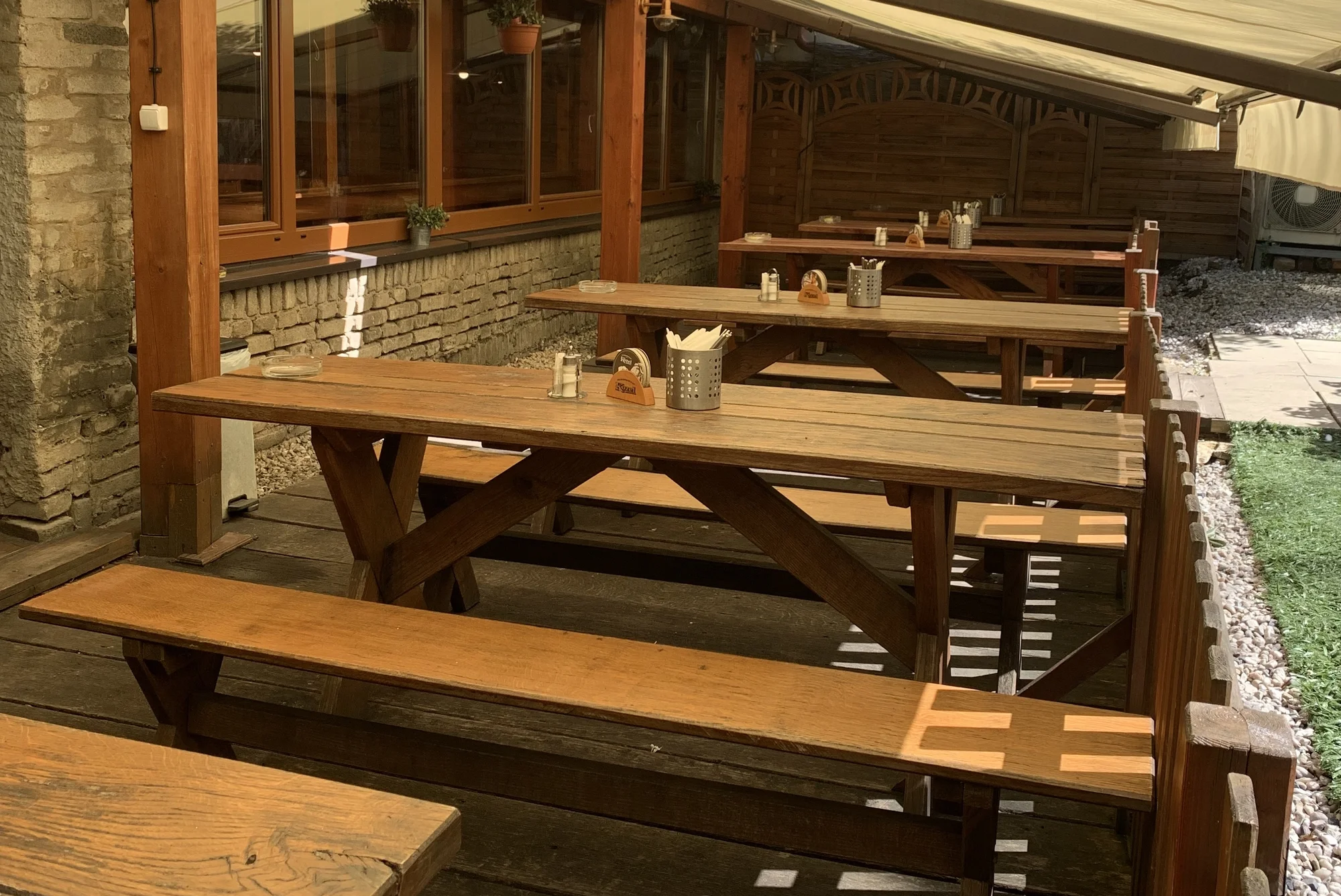 Půlkilový tatarský biftek s šestnácti topinkami - Obrázek 5