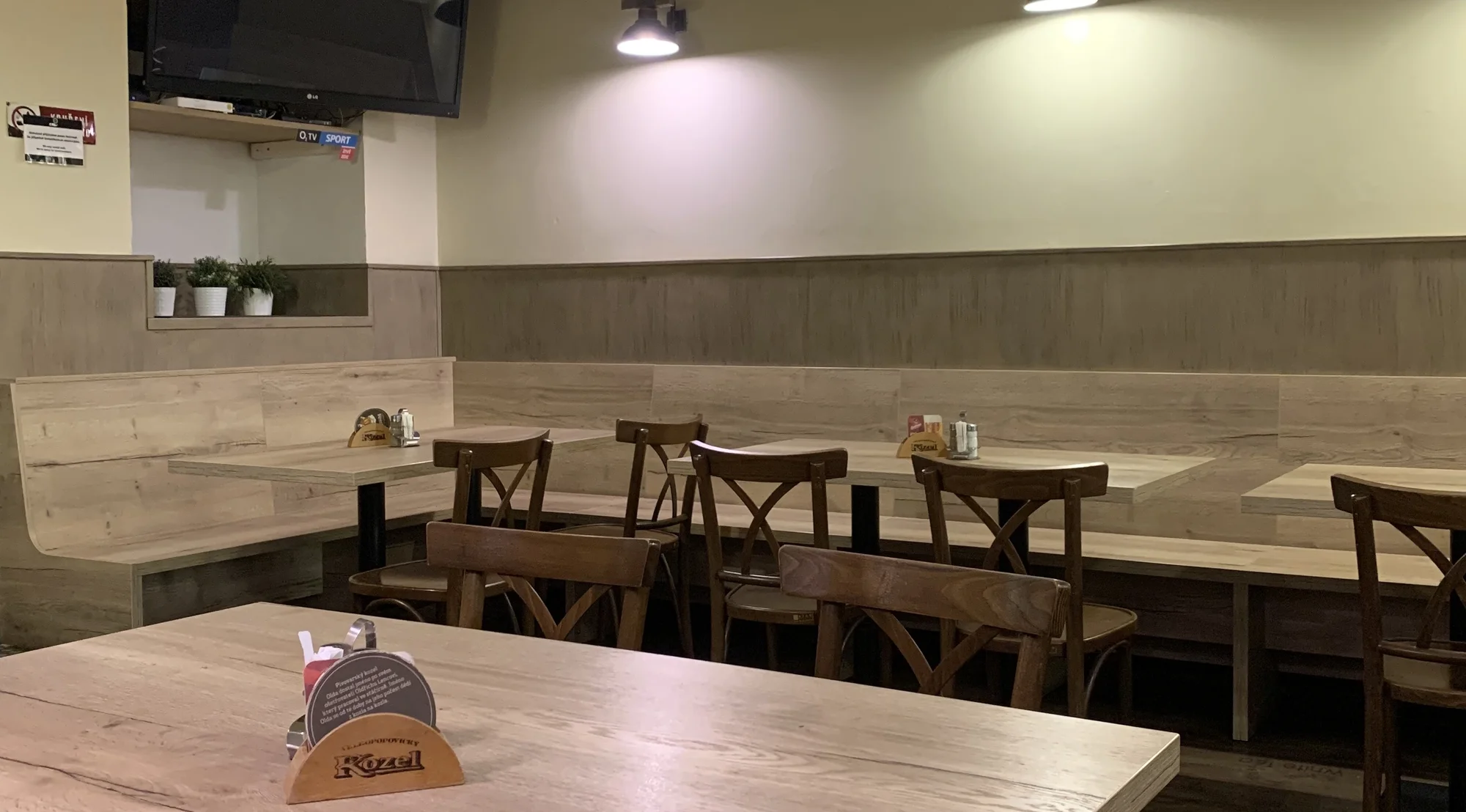 Půlkilový tatarský biftek s šestnácti topinkami - Obrázek 9