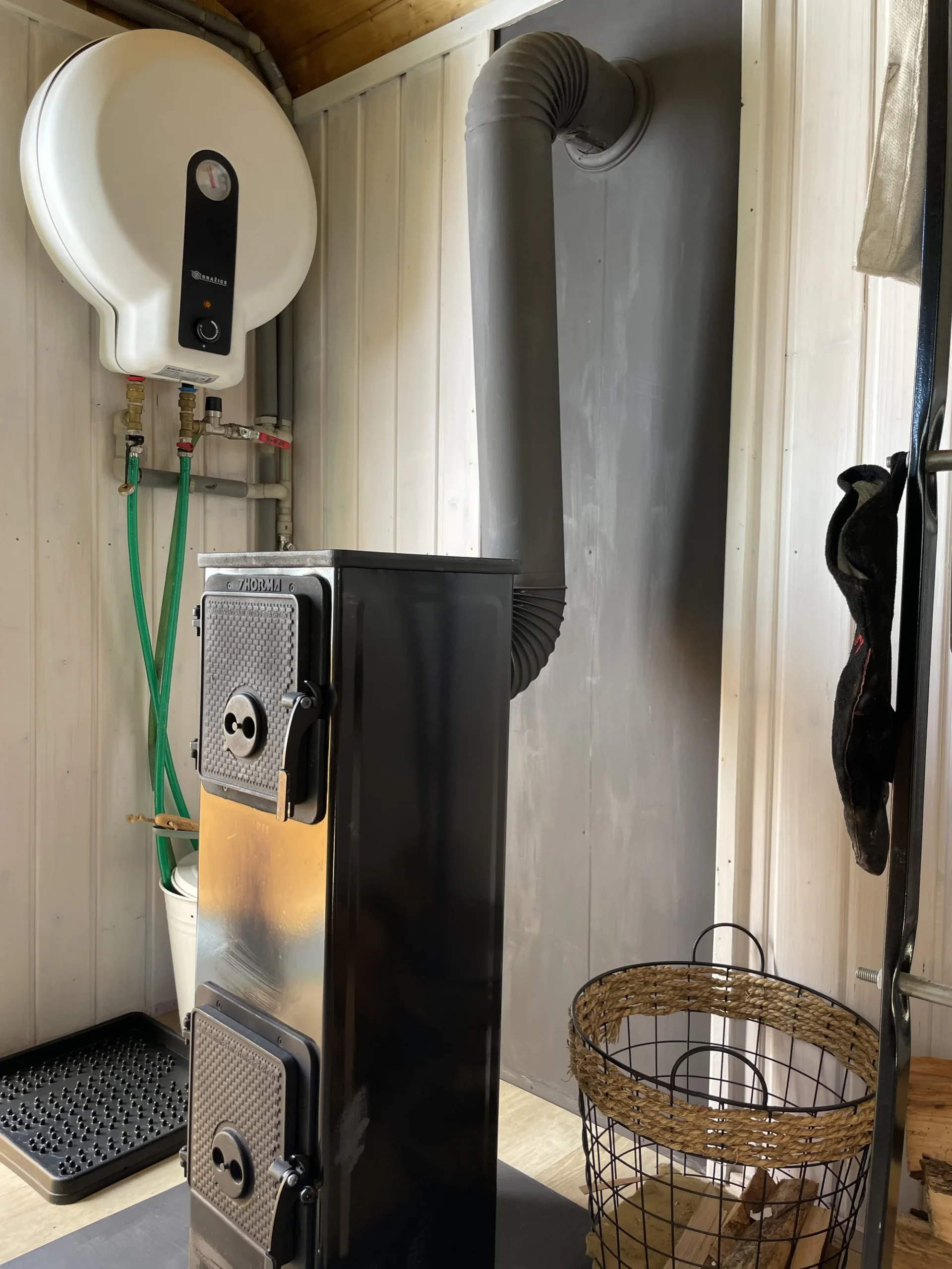 Ubytování v maringotce v jižních Čechách až pro 4 os. - Obrázek 10