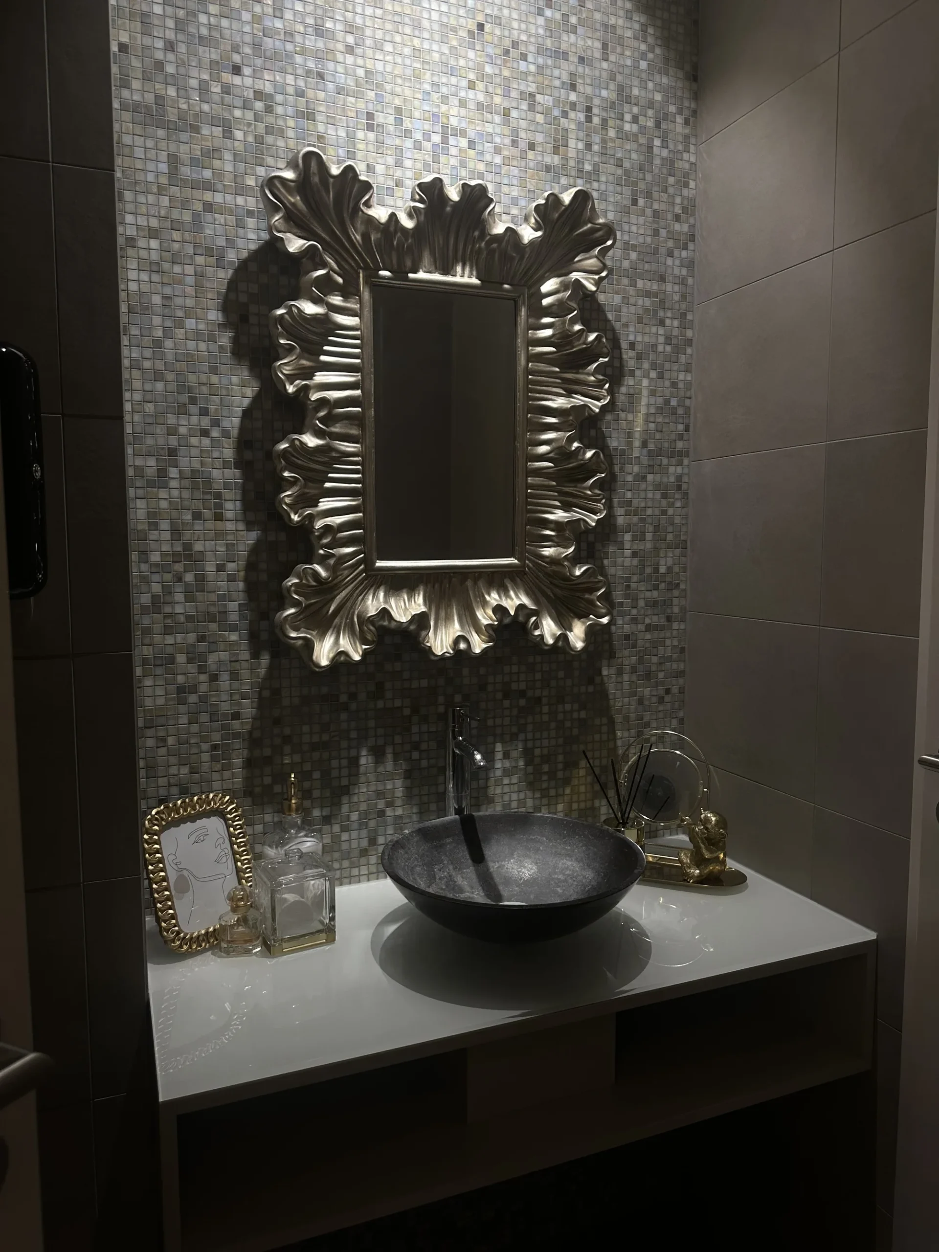 Základní kosmetické ošetření i relaxační hřejivá péče - Obrázek 8