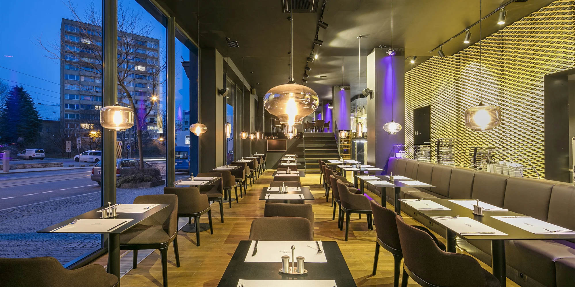 Čtyřchodové menu i neomezeně víno pro 1 či 2 osoby - Obrázek 3