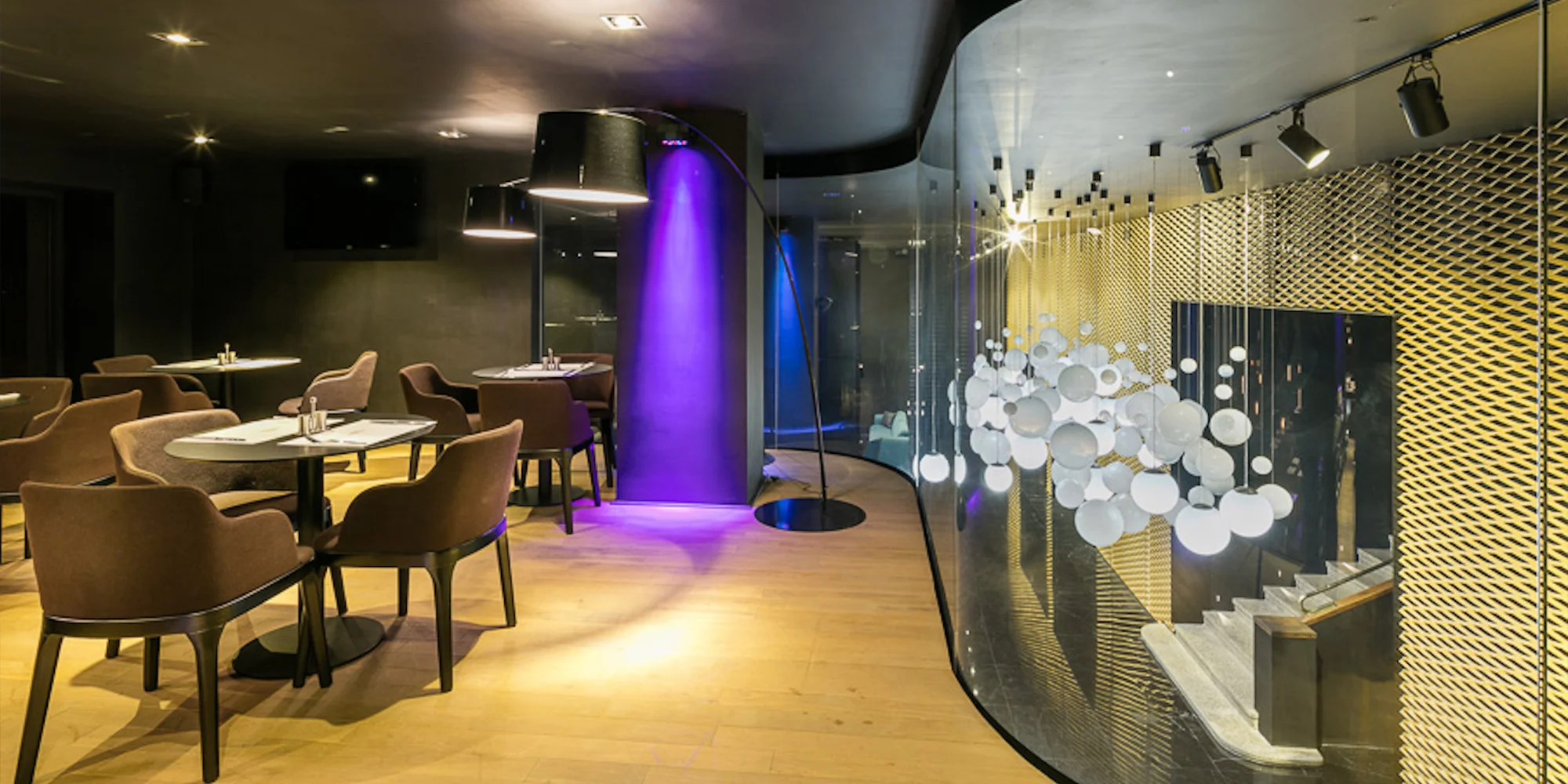 Čtyřchodové menu i neomezeně víno pro 1 či 2 osoby - Obrázek 4