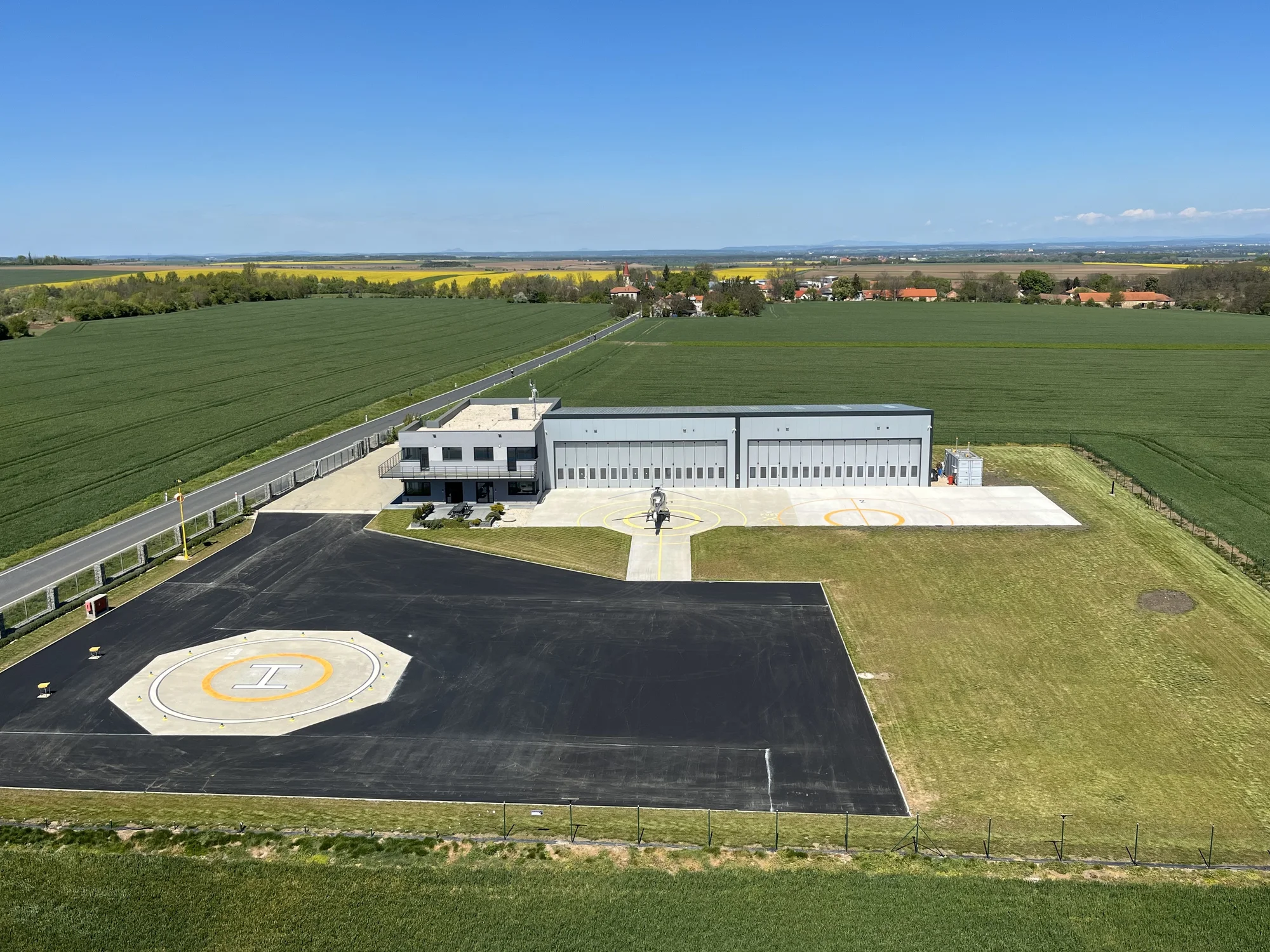 Pilotem vrtulníku na zkoušku: let s instruktorem - Obrázek 8