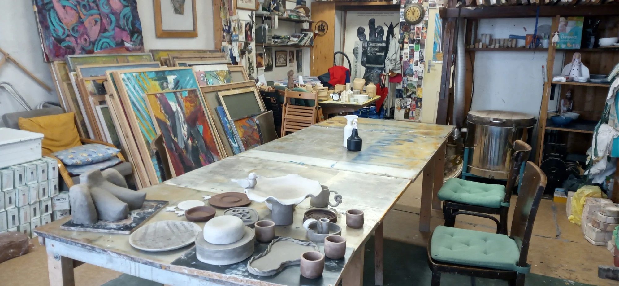 Kurz keramiky: točení na kruhu, modelování i glazura - Obrázek 3