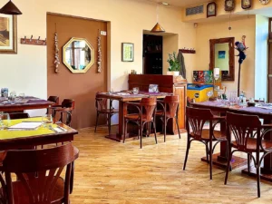 500-1000 Kč do italské restaurace Pizzeria il Pinocchio