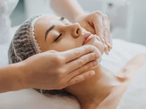 Zlaté kosmetické ošetření, sonoforéza i mezoterapie