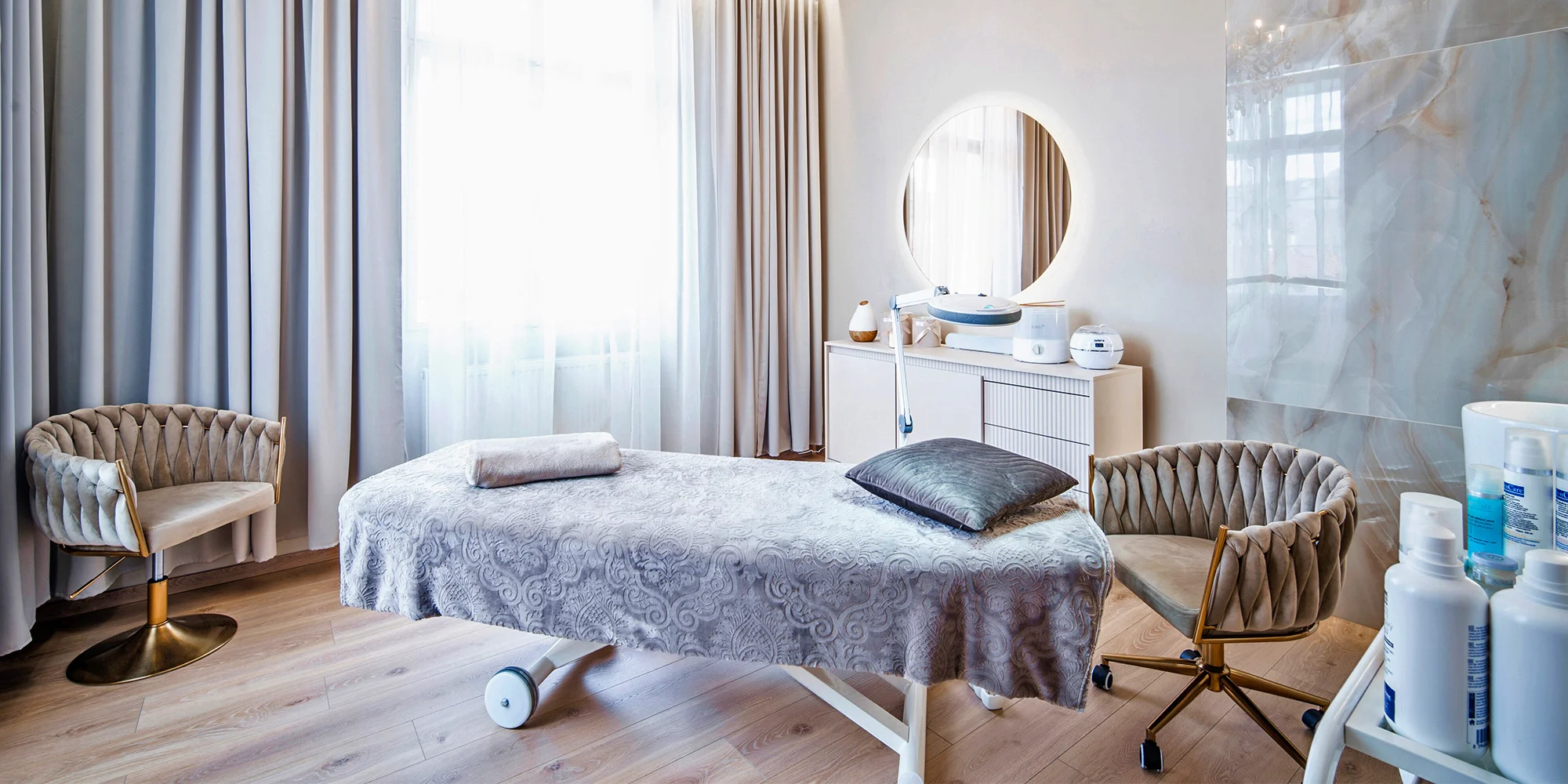 Krásná pleť: plazmové toky, ultrazvuk i mikrodermabraze - Obrázek 4