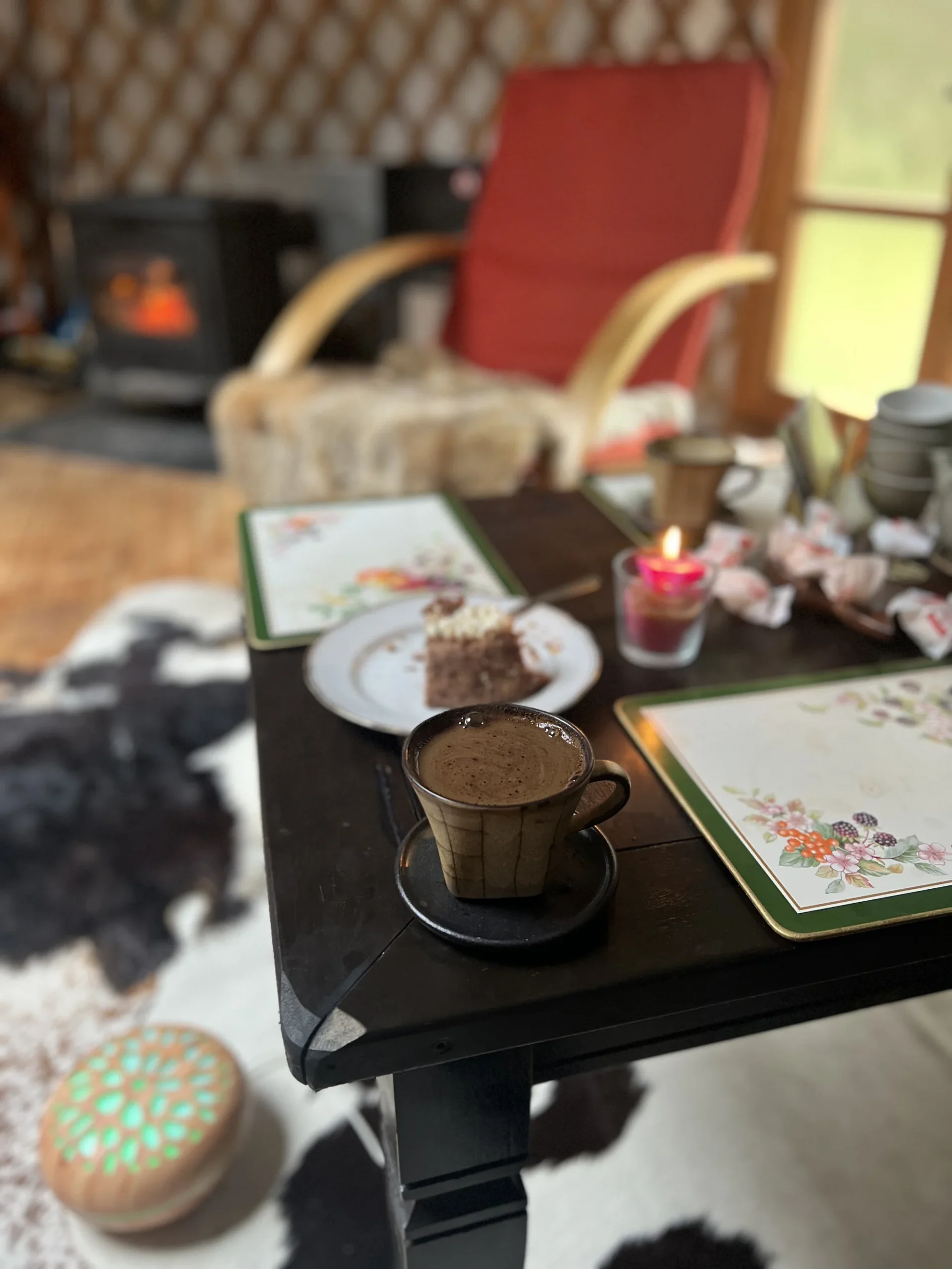 Relaxační masáže v jurtě: lomi lomi i lávové kameny - Obrázek 9