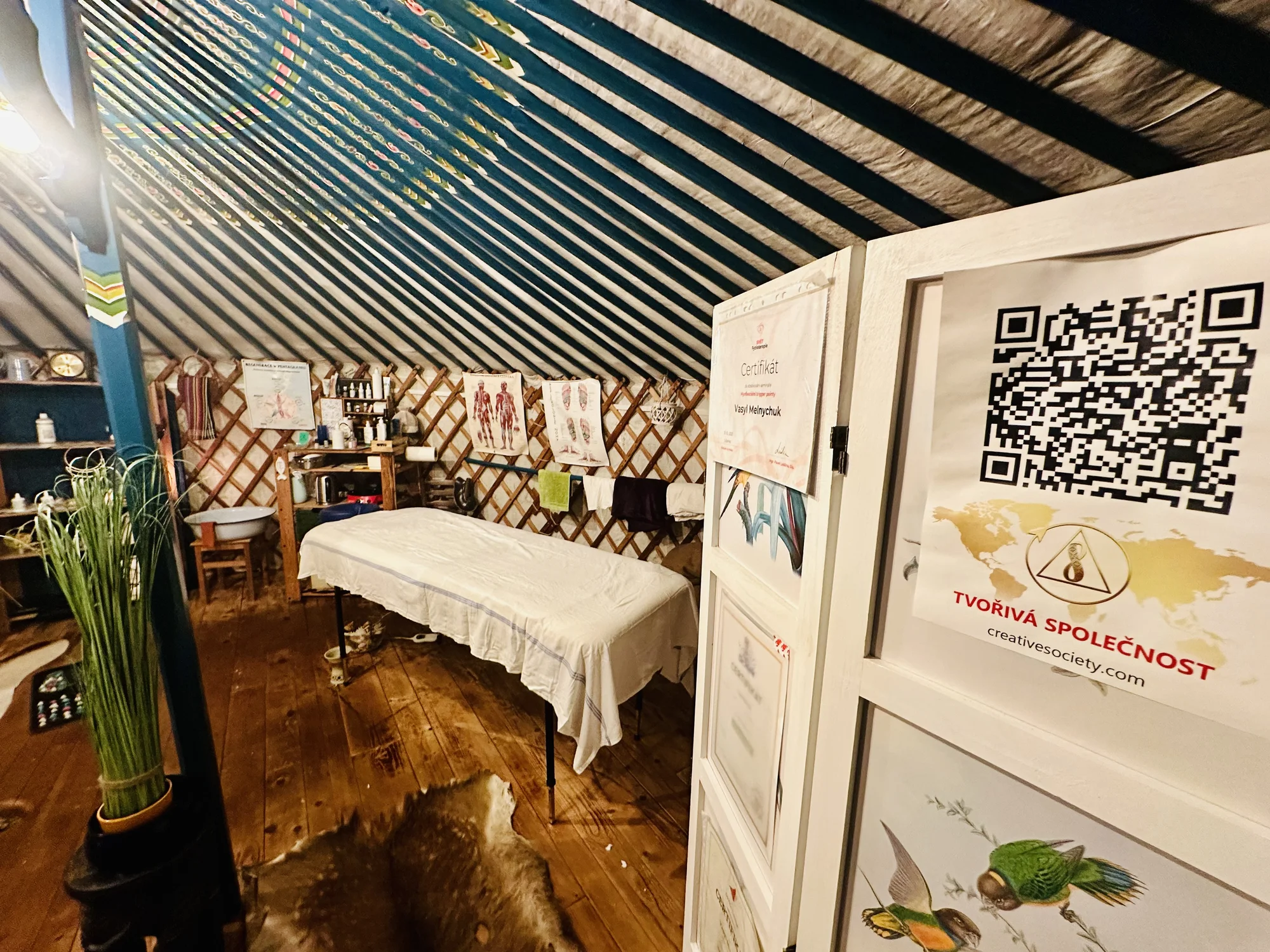 Relaxační masáže v jurtě: lomi lomi i lávové kameny - Obrázek 6