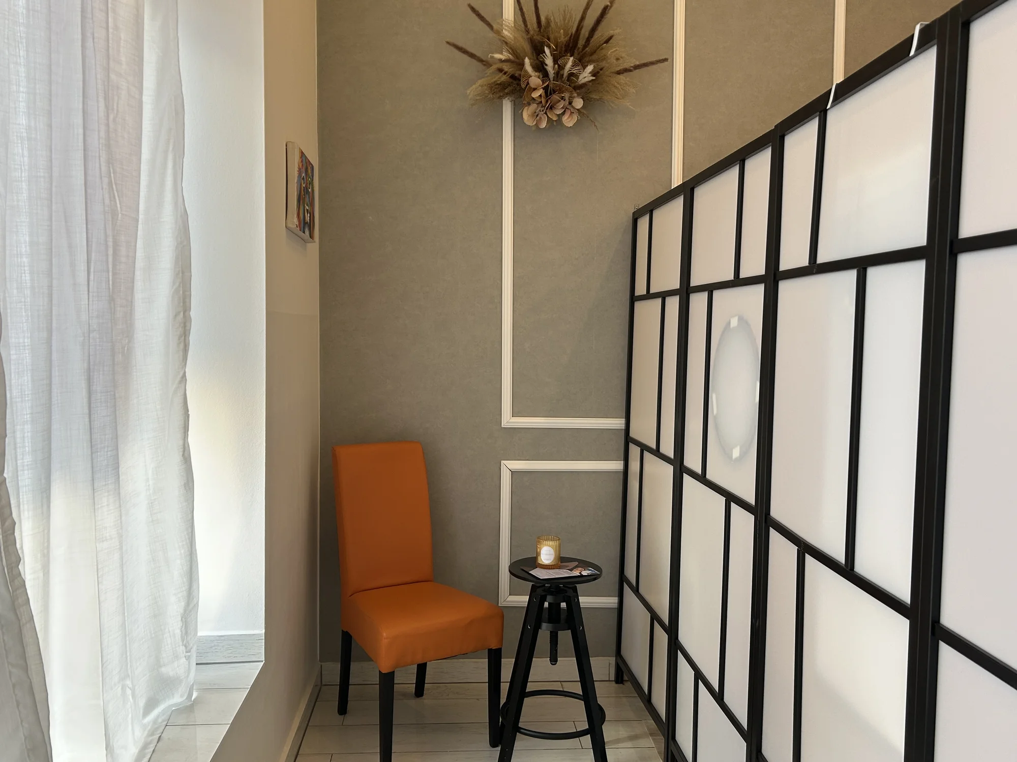 Královská kosmetika, omlazující péče i léčba akné - Obrázek 7