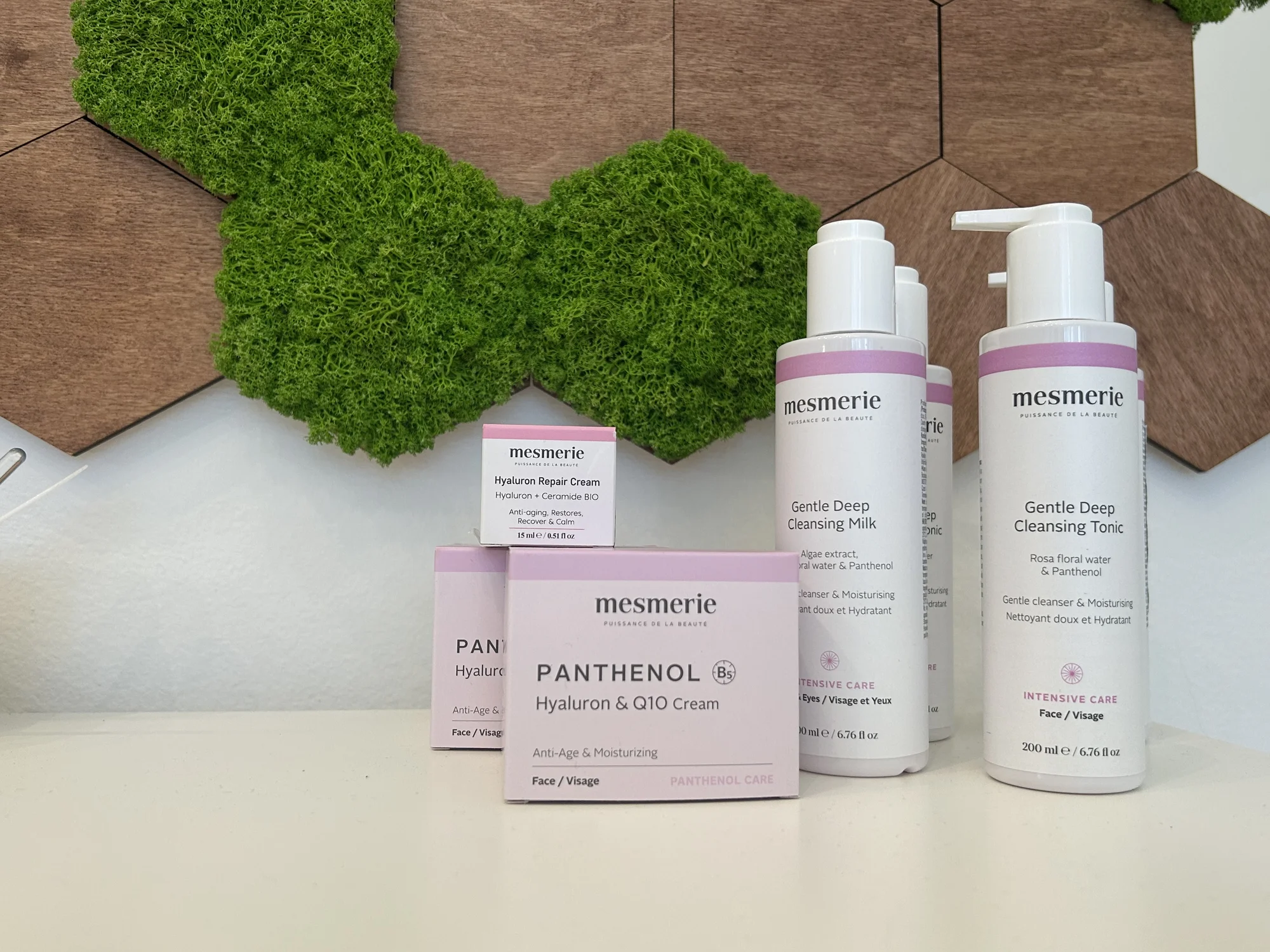 Královská kosmetika, omlazující péče i léčba akné - Obrázek 8