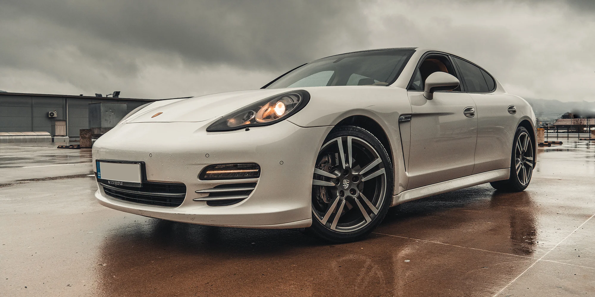 Porsche Panamera 4S: spolujízda i řízení